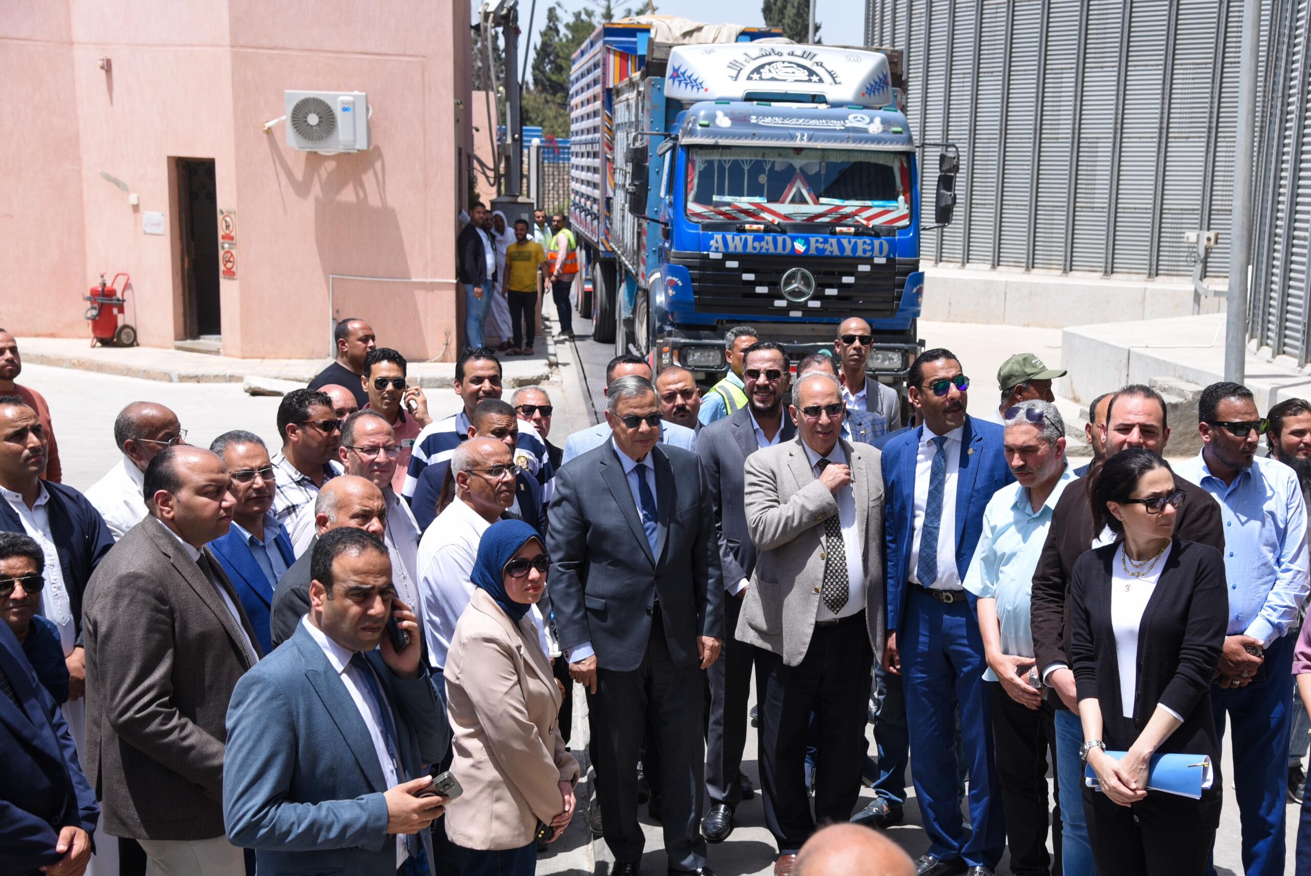 محافظ الإسكندرية يشهد انطلاق موسم توريد القمح بالعامرية