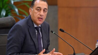 رئيس الوزراء يهنئ فخامة الرئيس بعيد الأضحى المبارك