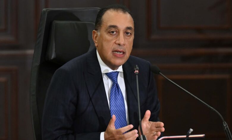 رئيس الوزراء يتابع تنفيذ تكليفات فخامة الرئيس بشأن حادث الطريق الدائري الإقليمي