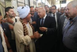 "وزير الصناعة والنقل يتفقد محطة سكك حديد مصر برمسيس