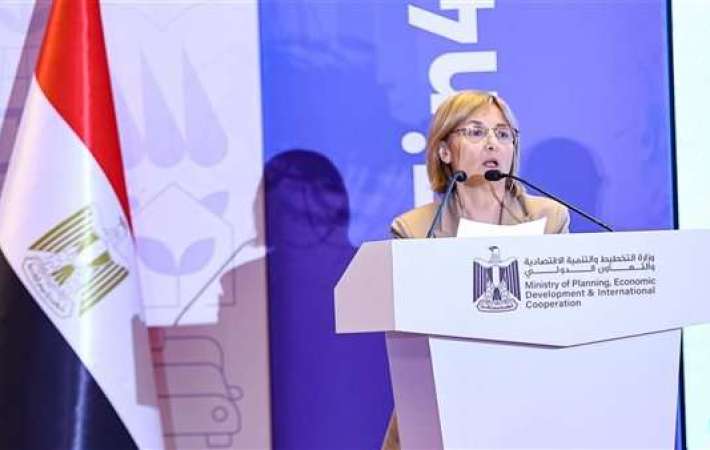 بنك الاستثمار الأوروبي: قدّمنا 3 مليارات يورو لدعم قطاع الطاقة الخضراء بمصر