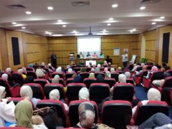 طلاب جامعة الإسكندرية يحتفلون بذكرى ثورة 30 يونيو
