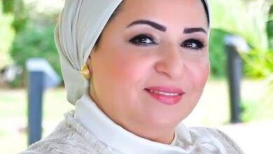 قرينة الرئيس تتواصل مع أسرة الشهيد خالد محمد شوقي وتقدم واجب العزاء