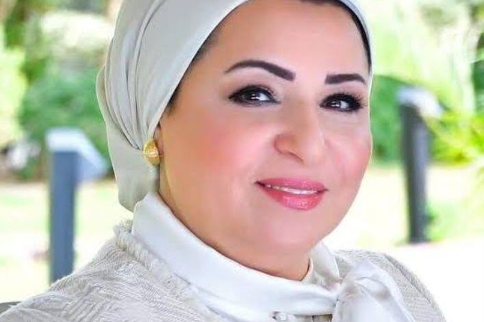 قرينة الرئيس تتواصل مع أسرة الشهيد خالد محمد شوقي وتقدم واجب العزاء