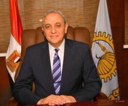 محافظ الغربية يعلن السيطرة الكاملة على حريق شونة كتان بشبراملس