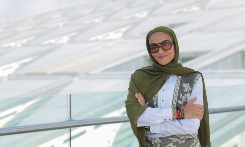 العدَّاءة ومتسلقة الجبال منال رستم تحاضر في مكتبة الإسكندرية