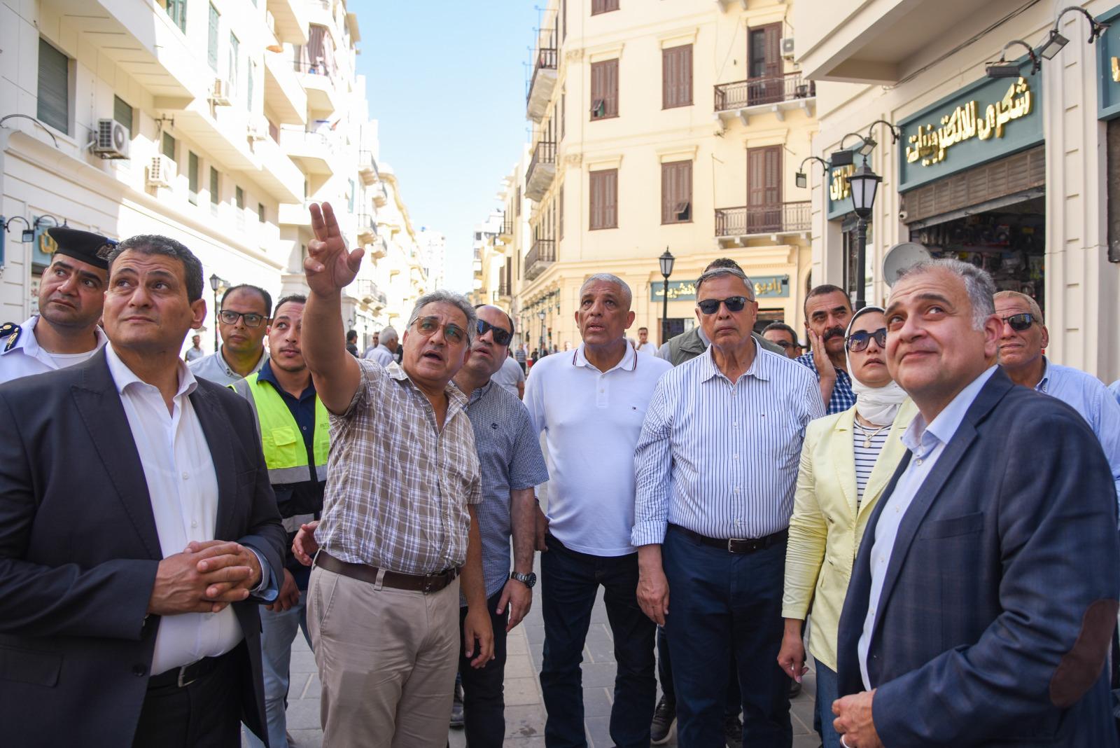 لجنة الإدارة المحلية ومحافظ الإسكندرية يتابعون تطوير واجهات الكورنيش والنبي دانيال