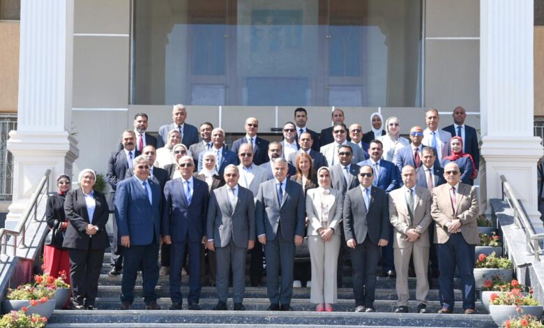 محافظ الإسكندرية يستقبل لجنة الإدارة المحلية بمجلس النواب