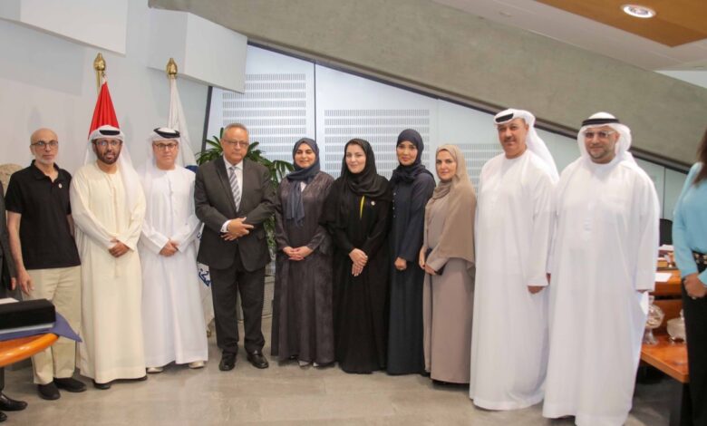 مدير مكتبة الإسكندرية يستقبل وفد جمعية الامارات للمكتبات والمعلومات