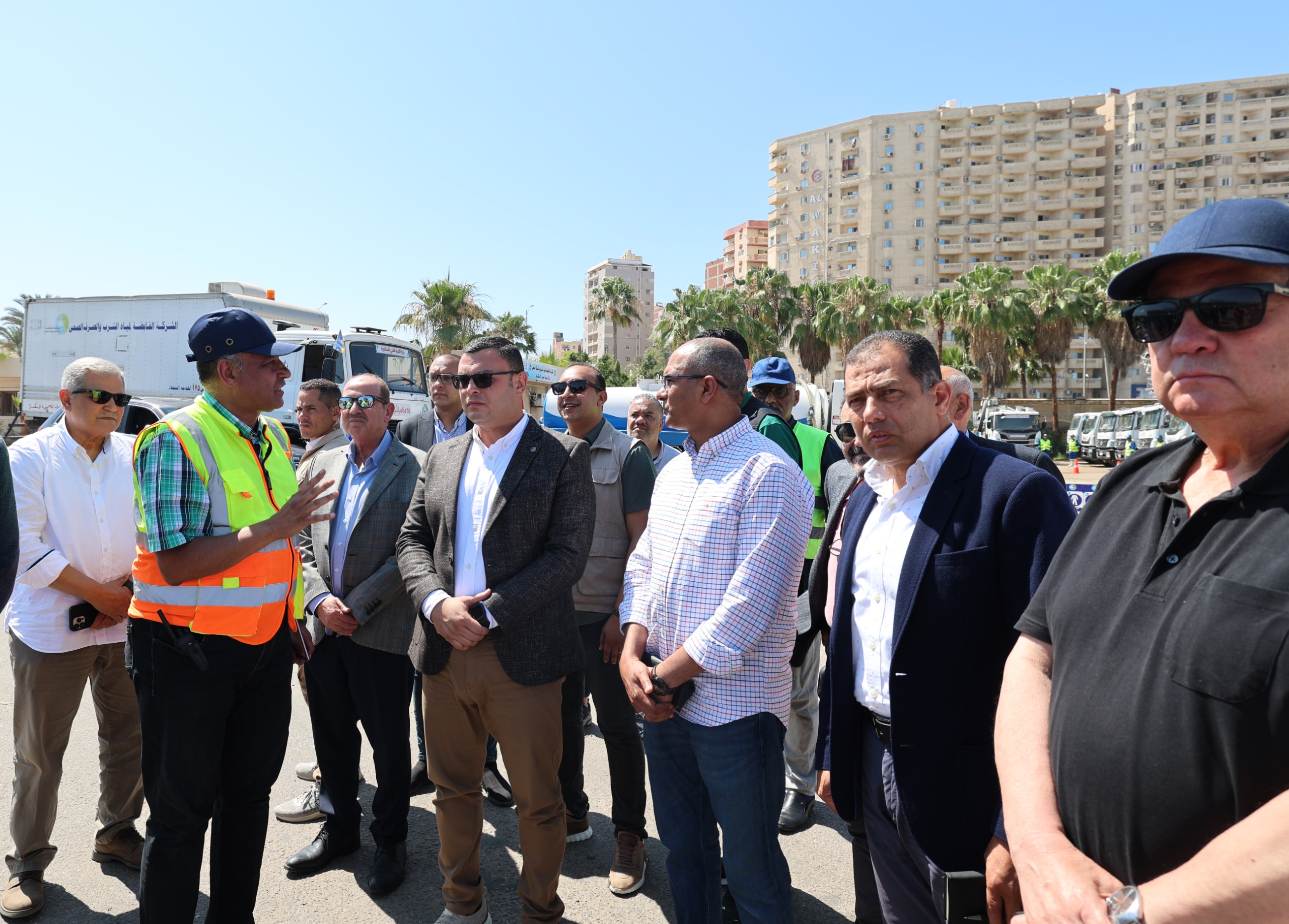 وزير الإسكان يتفقد محطة التنقية الشرقية لمعالجة الصرف الصحي بالإسكندرية