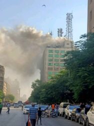 عطل يضرب الانترنت بمصر وبعض شبكات الموبايل بسبب حريق سنترال رمسيس.