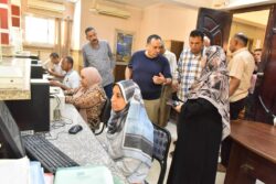 في جولة مفاجئة... محافظ أسيوط يتفقد المركز التكنولوجي بمنفلوط لمتابعة جودة الخدمات وسرعة الاستجابة للمواطنين