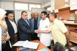 وزير الدولة للإنتاج الحربي يتفقد المركز الطبي التخصصي للوزارة.
