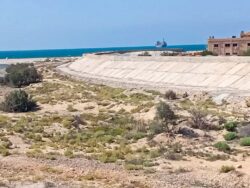 وزير الري يتابع جاهزية مخرات السيول ومنشآت الحماية من أخطار السيول