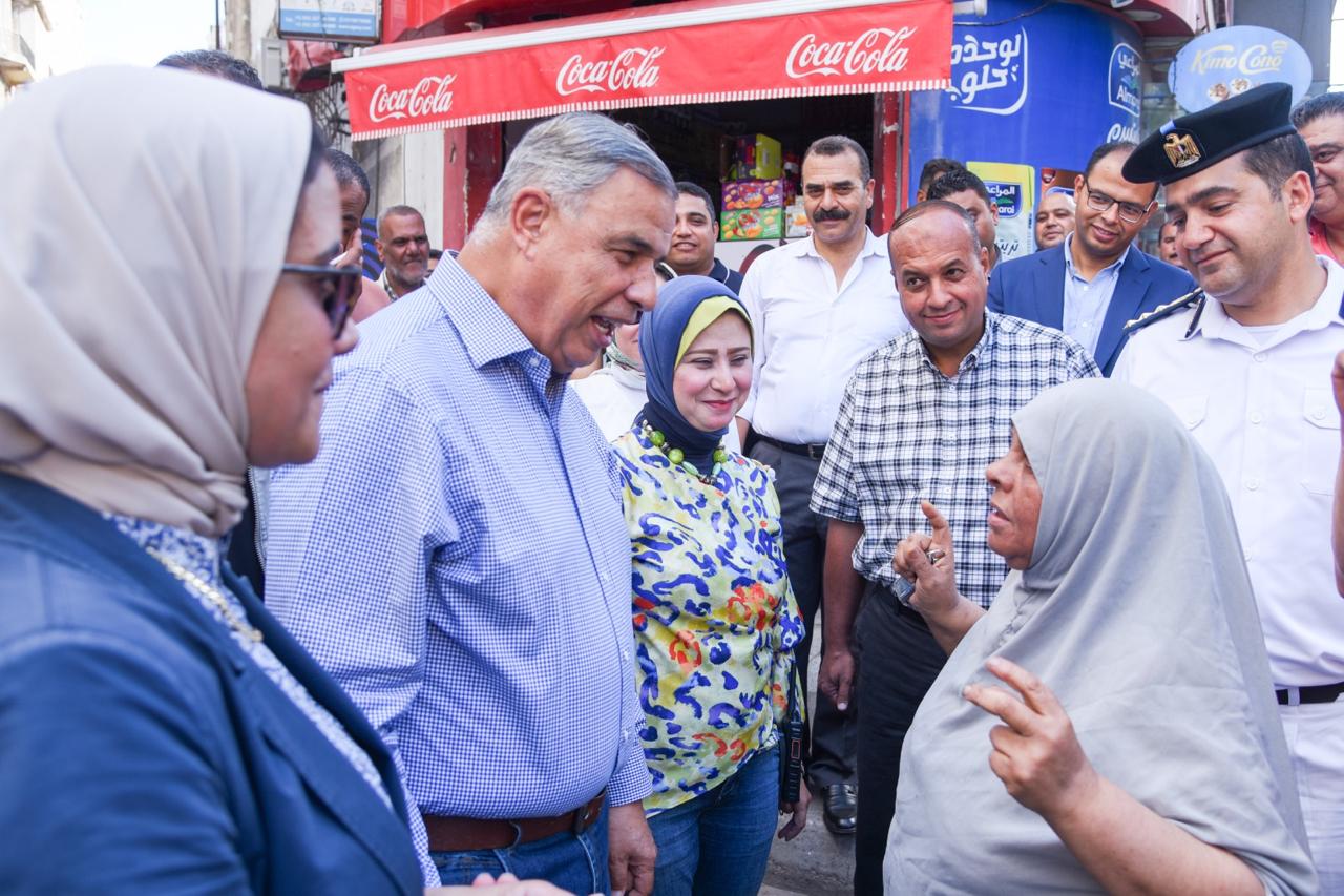 محافظ الإسكندرية يتفقد عددًا من المحاور الحيوية بشرق المدينة