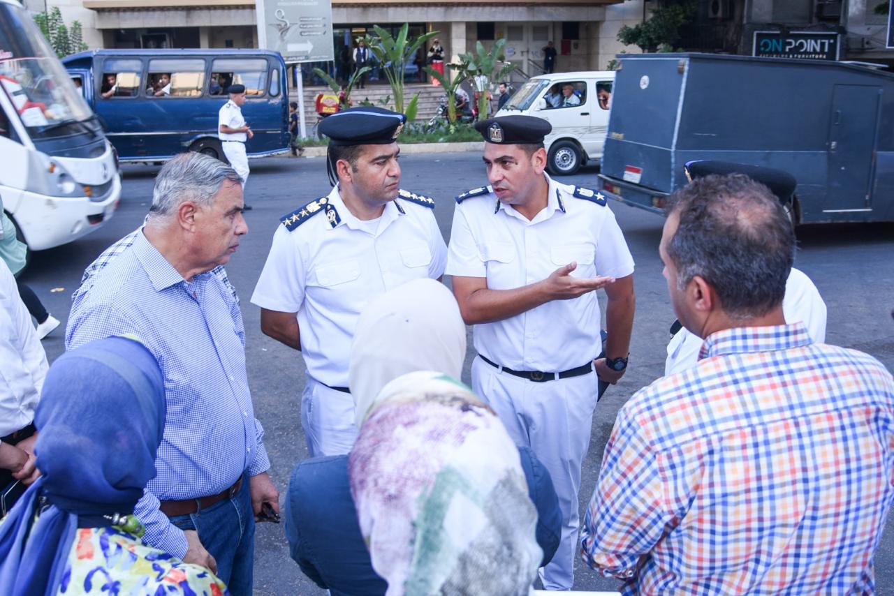 محافظ الإسكندرية يتفقد عددًا من المحاور الحيوية بشرق المدينة