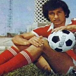 الخطيب.. نصف قرن من العشق المتبادل بين “بيبو” والأهلي