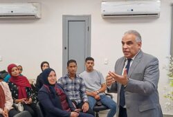 رئيس جامعة طنطا يشهد فعاليات تدريبية في ريادة الأعمال بمركز التطوير المهني بكلية العلوم