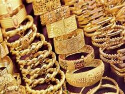 الذهب يتجه لإنهاء مكاسب دامت تسعة أسابيع