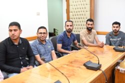 الإداريون بمستشفى سوهاج الجامعي يعبّرون عن امتنانهم لرئيس الجامعة لتنفيذ أحكامهم القضائية