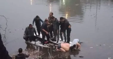 الجيزة مصرع 3 شباب بعد انقلاب سيارة ملاكي وسقوطها في ترعة المريوطيه
