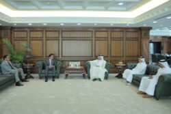 وزير الثقافة يلتقي نظيره القطري لمناقشة عدد من المشروعات الثقافية المشتركة.
