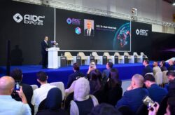 وزير الخارجية يلقي الكلمة الرئيسية في الجلسة الافتتاحية لمؤتمر القاهرة للذكاء الاصطناعي.