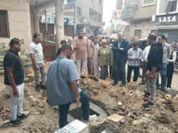 نائب محافظ الجيزة يتفقد عدداً من شوارع قرية زاوية أبو مسلم بمركز أبو النمرس.