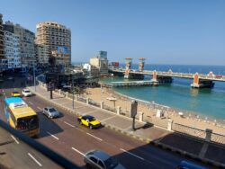 الإسكندرية طقس خريفي مستقر وفرص محدودة للأمطار