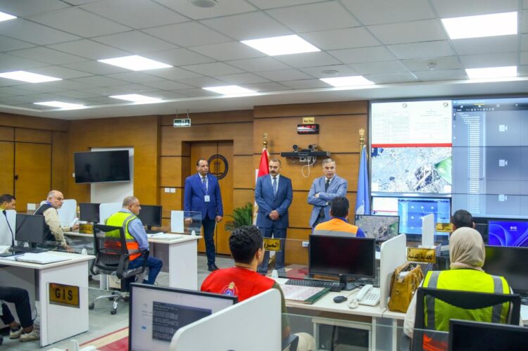 محافظ الإسكندرية يتابع من غرفة العمليات الرئيسية سير انتخابات مجلس النواب