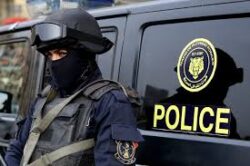 طفلان يستوليان على 400 ألف جنيه ودهب أثناء تنظيف شقة تاجر في الهرم