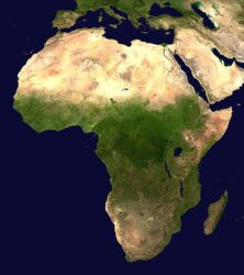 وزير الخارجية يؤكد أهمية التعاون في نهر النيل ويدعم الشراكة المصرية الرواندية أكد الدكتور بدر عبد العاطي وزير الخارجية والهجرة وشئون المصريين بالخارج أهمية تعزيز التعاون والتكامل بين دول حوض النيل