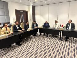 وزير البترول يبحث مع أوكيو العمانية مساهمة بتروجت في تنفيذ مشروع نقل الغاز الطبيعي.