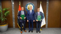 توقيع اتفاقية جديدة للبحث عن البترول والغاز مع شركة Terra Petroleum الإنجليزية.