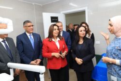 وزيرة التضامن الاجتماعي والتنمية المحلية ومحافظ الجيزة يفتتحون المجمع الخدمي بمساكن روضة السودان