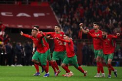 الركراكي يعلن التشكيل الرسمي لـ منتخب المغرب في نهائي أمم إفريقيا أمام السنغال