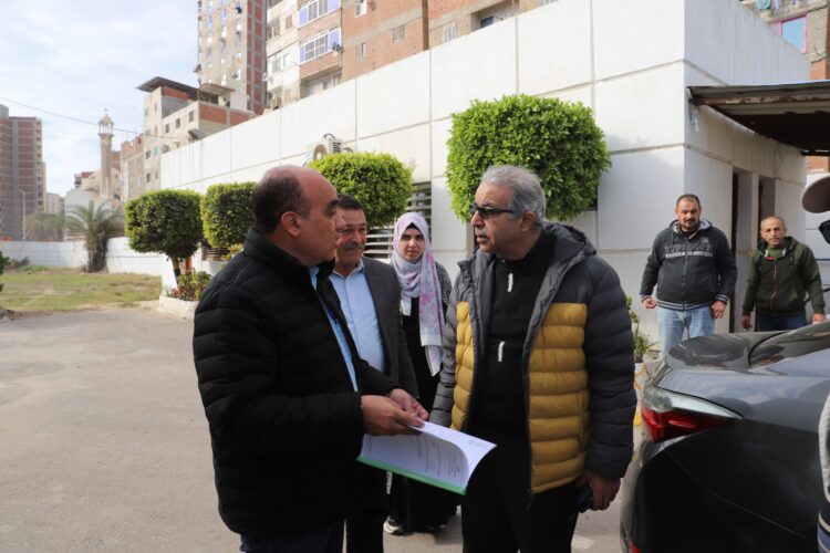 رئيس شركة الصرف الصحي بالإسكندرية يتفقد محطة رفع الرأس السوداء