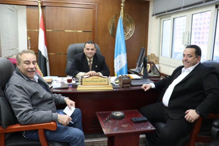 وكيل وزارة التموين يجتمع مع أعضاء من مجلس النواب بالمديرية