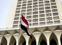 وزير الخارجية يبحث مع روسيا تعزيز الشراكة وتطورات الإقليم