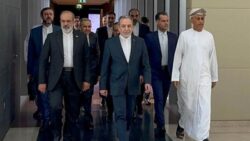 بعد اجتماع عمان واشنطن تضغط على إيران لتقديم تنازلات حاسمة في الجولة المقبلة
