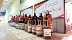 وزيرة التضامن تتابع جهود الهلال الأحمر المصري الإنسانية بمعبر رفح.