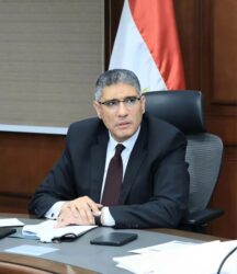 محافظ الجيزة يعتمد المخططات التفصيلية لحي الهرم ومنشأة القناطر ويُحدّث مخطط كفر الجبل.
