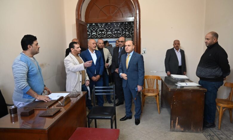 محافظ الغربية يتفقد المركز التكنولوجي وإدارات حي أول ومركز ومدينة طنطا