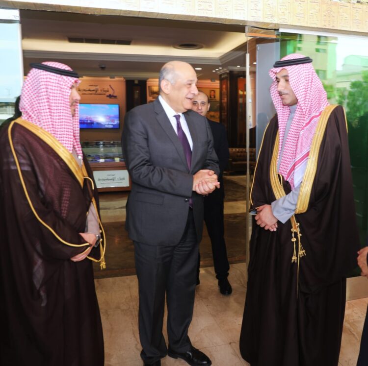 الهيئة العامة لميناء الأسكندرية تستقبل رئيس الهيئة العامة للموانئ السعودية