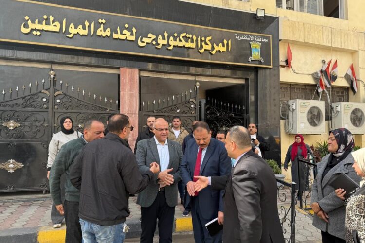 محافظ الإسكندرية يتفقد الموقف التنفيذي لمشروع توسعة كوبري المندرة