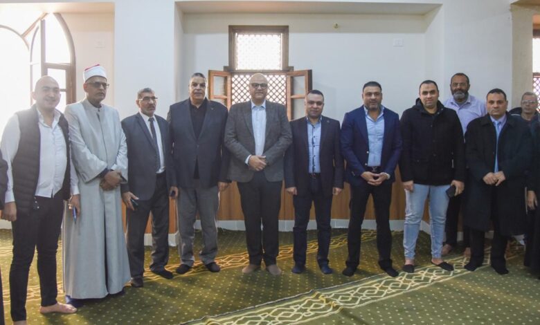 محافظ الإسكندرية يفتتح مسجد الحاجة زينب نوار بحي شرق بعد تطويره