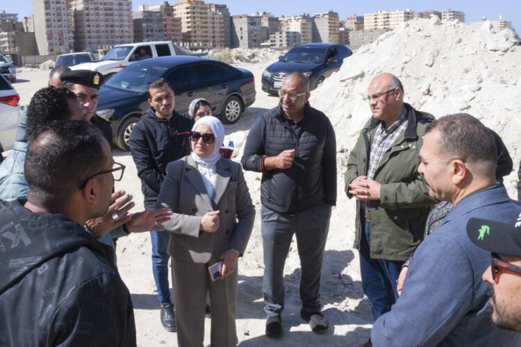 محافظ الإسكندرية يواصل جولاته الميدانية بعدد من المحاور الحيوية بنطاق حي العجمي