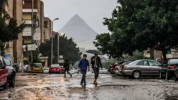 اجتماع عاجل للتعليم لحسم مصير الدراسة قبل موجة الأمطار