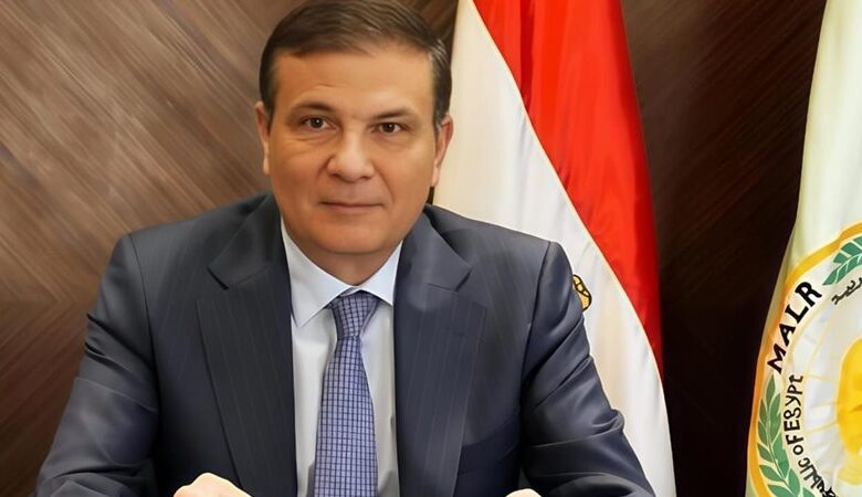 تشييع جثمان والدة وزير الزراعة اليوم بالإسكندرية والعزاء السبت بالشيخ زايد