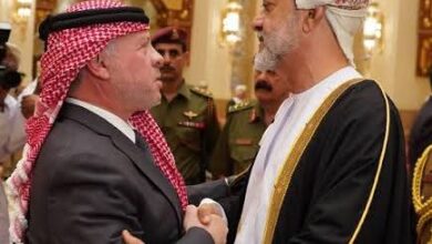 ملك عمان: ضرورة التوصل لاتفاق لوقف الحر/ب وتعزيز الأمن العربي المشترك